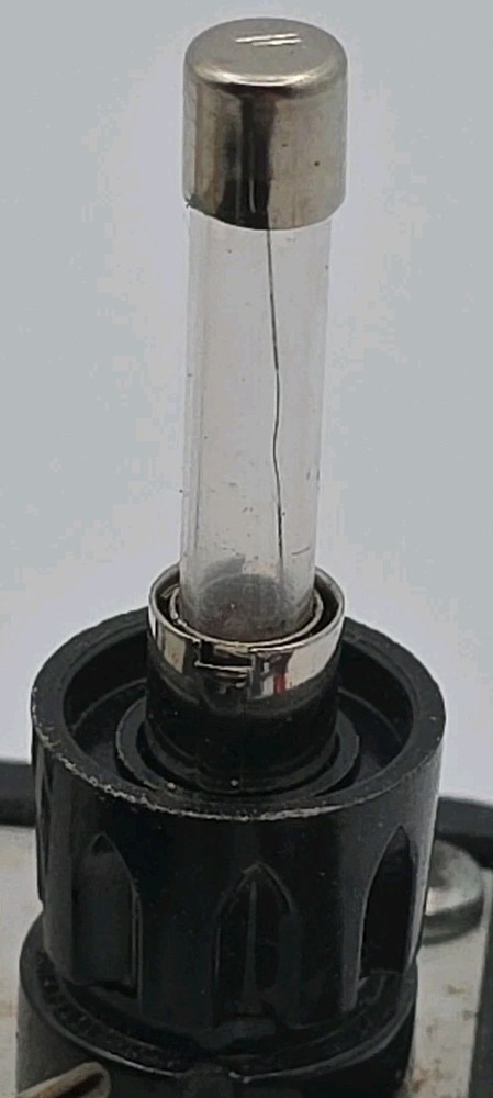 Vintage Leisure Electronics Auto Charger