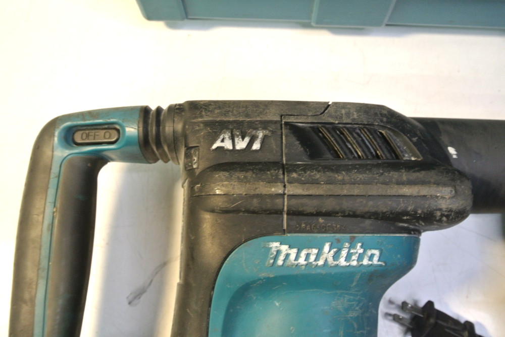 Makita Demolition Hammer HM0871C TOOL ONLY NO BITS