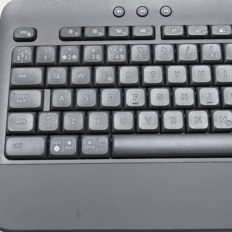 Logitech YR0071 Wireless Keyboard - Working, Bluetooth Only, Minimal Wear