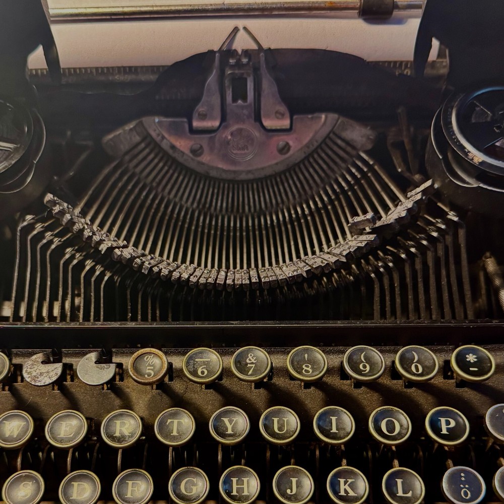 Smith-Corona 4 typewriter - partially refurbished