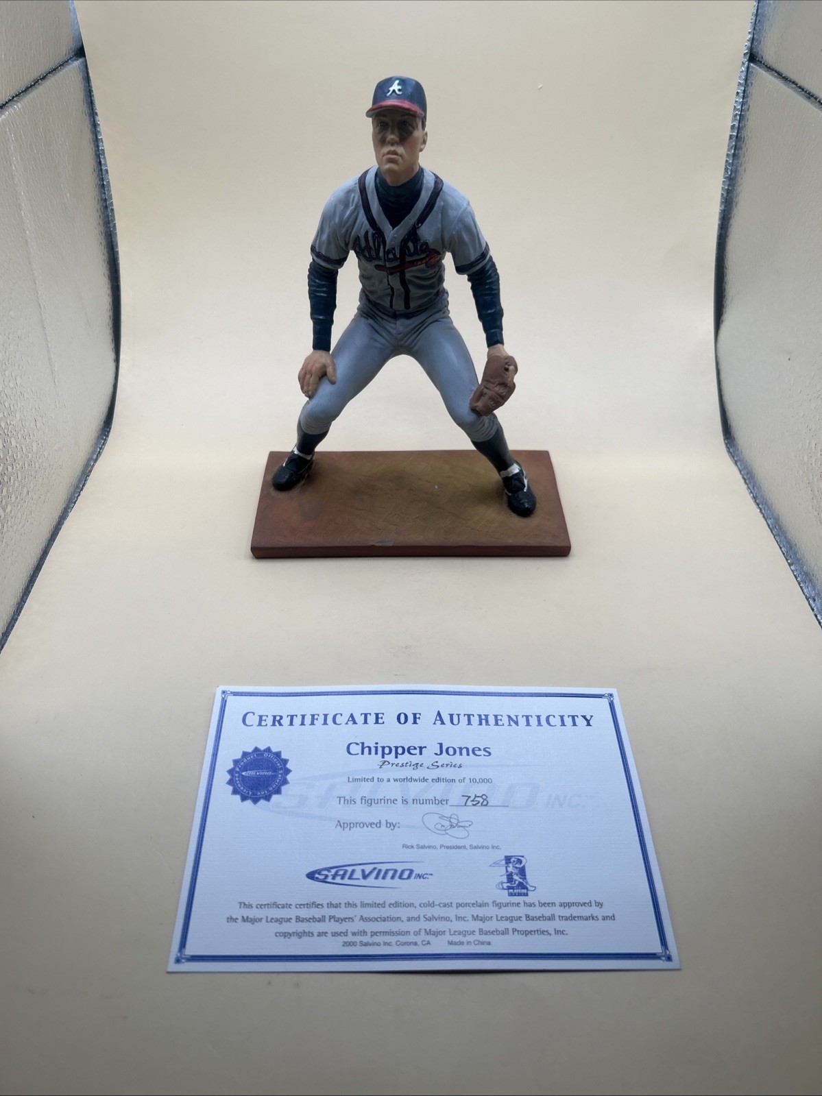 2000 Chipper Jones Salvino Figurine /10000