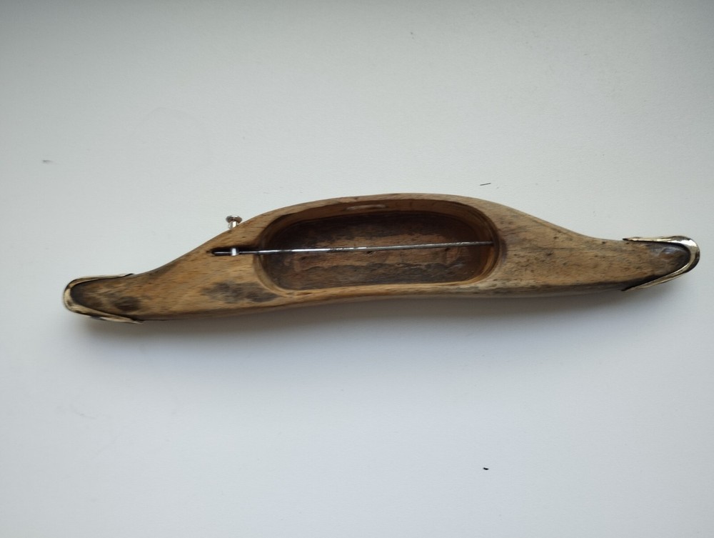 Vintage Loom Boat Shuttle Solid wooden Weaving loom 9"