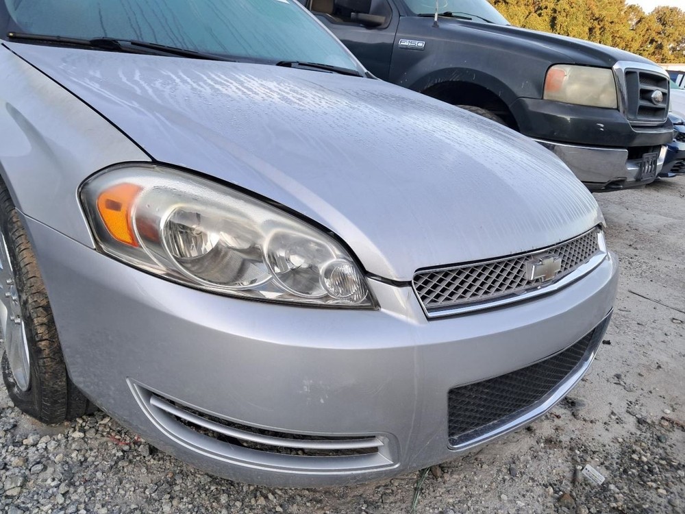 IMPALA 2013 Glove Box 4781077