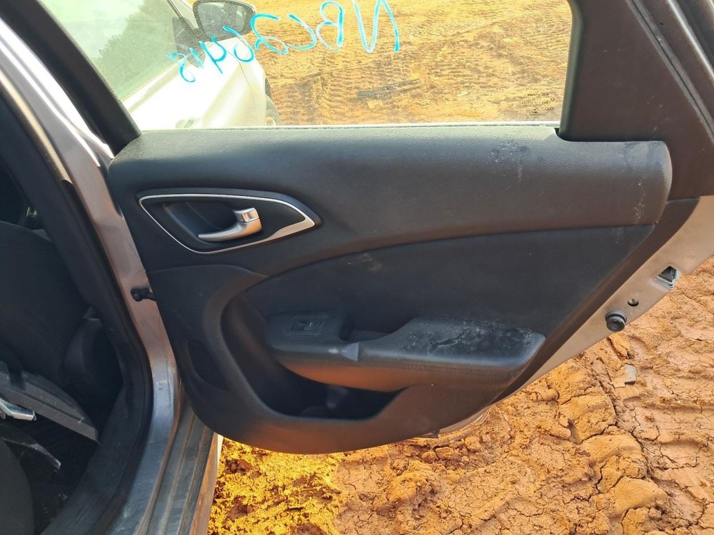 200 2016 Glove Box 5015842