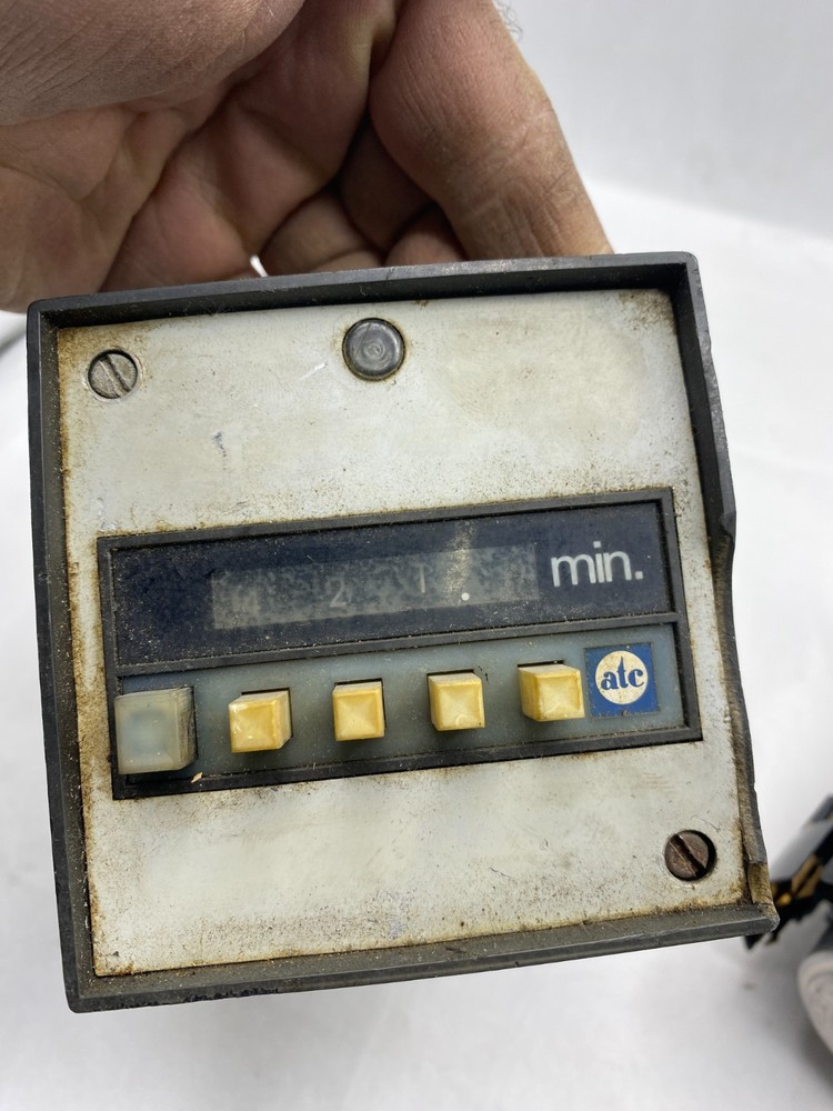 ATC 325A347A10PX ANALOG COUNTER TIMER 120V 60HZ AUTOMATIC TIMING & CONTROLS🔔
