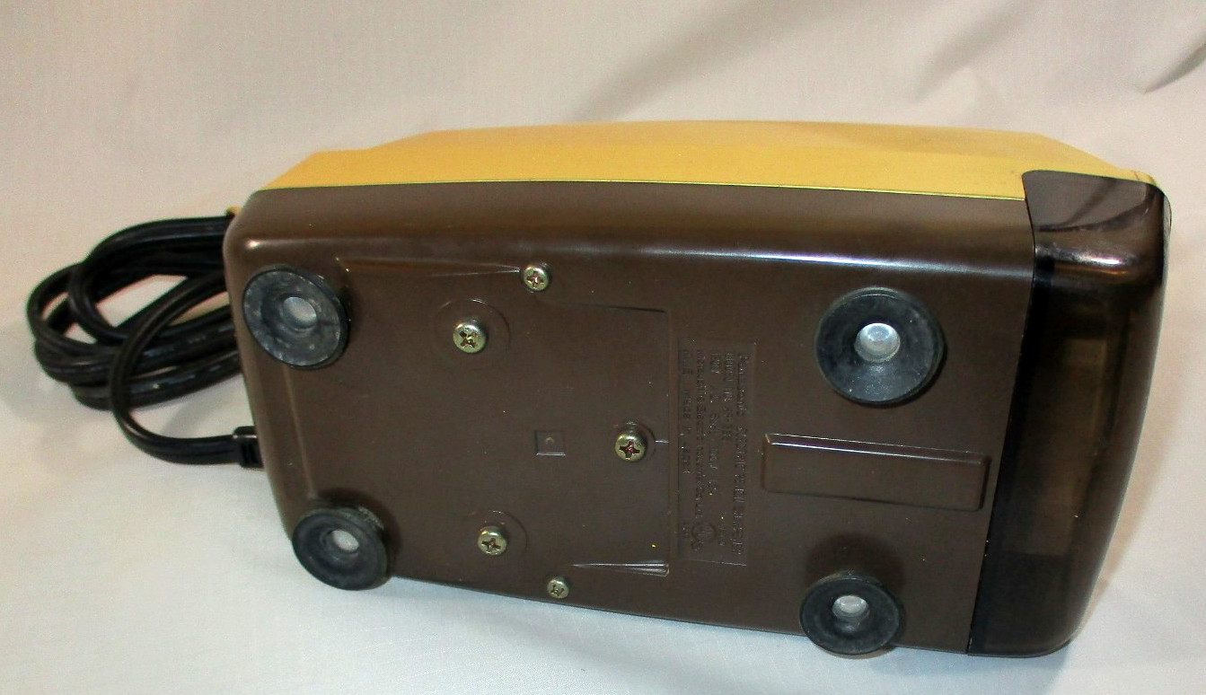 Vtg PANASONIC Electric Pencil Sharpener~Model KP 33S~Auto Stop~Japan~Works Great