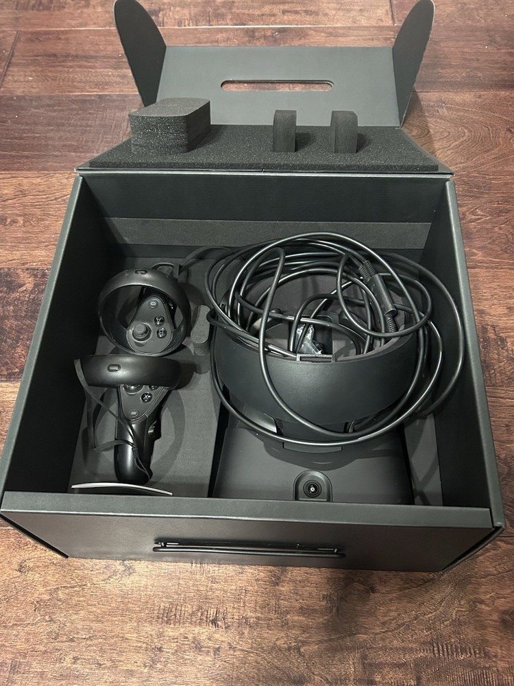 Oculus Rift S VR - Full Set, (PC) ( Original Box)