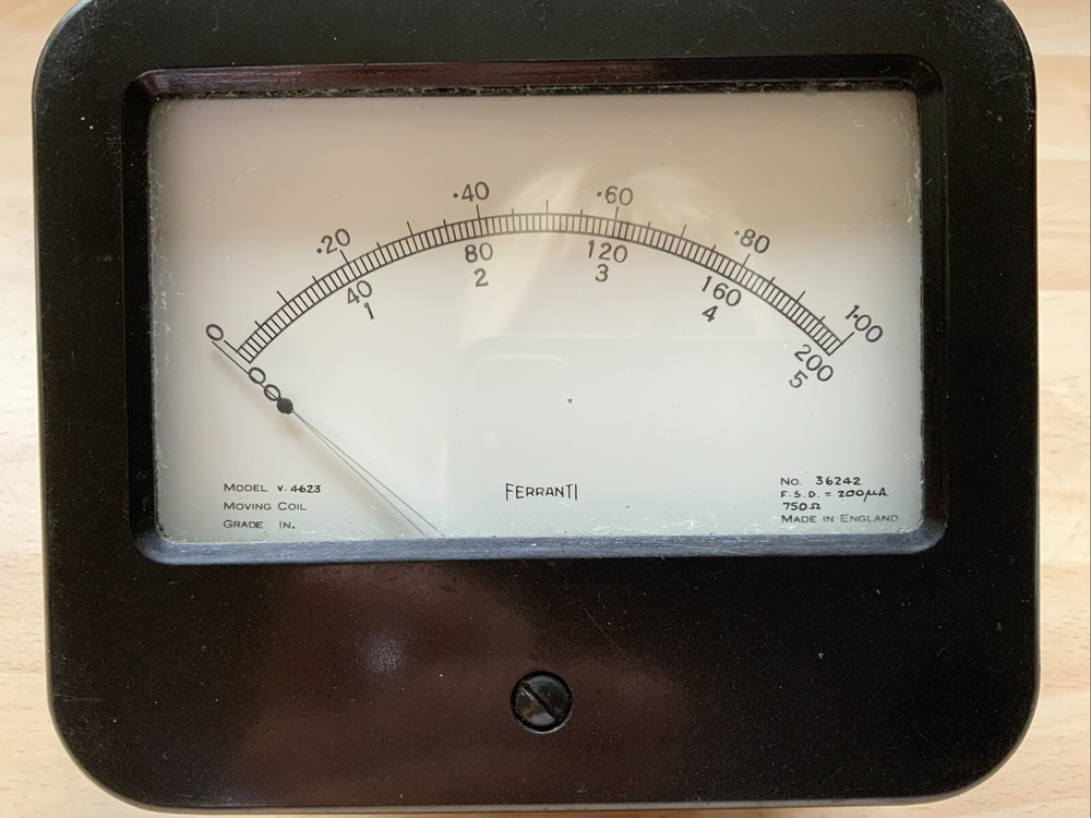 Vintage meter Ferranti v 4623