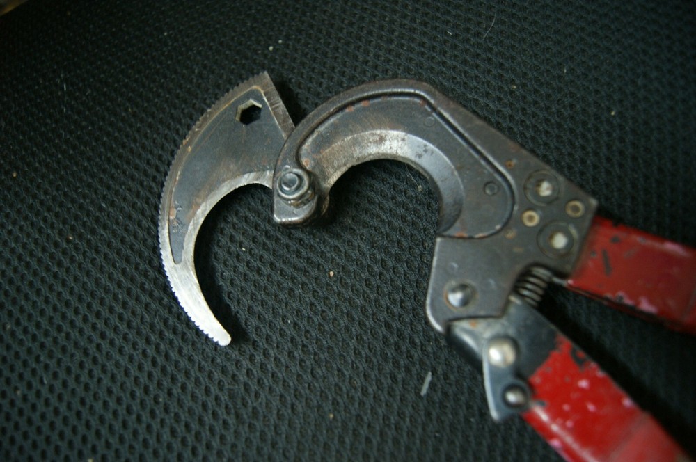 KLEIN 63060 CABLE CUTTER