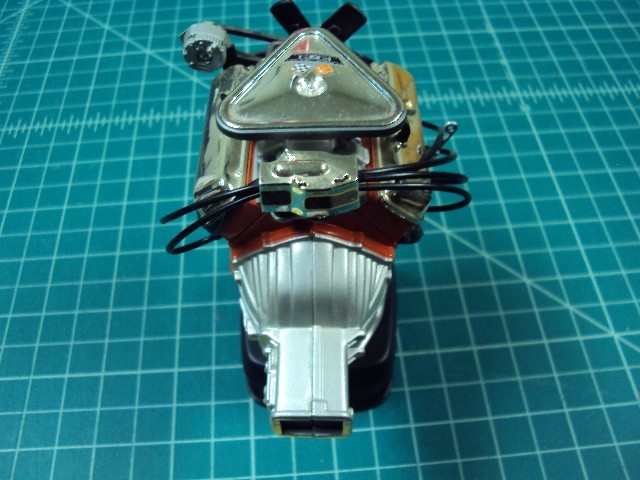 Miniature 427 ci Tri-carb engine.