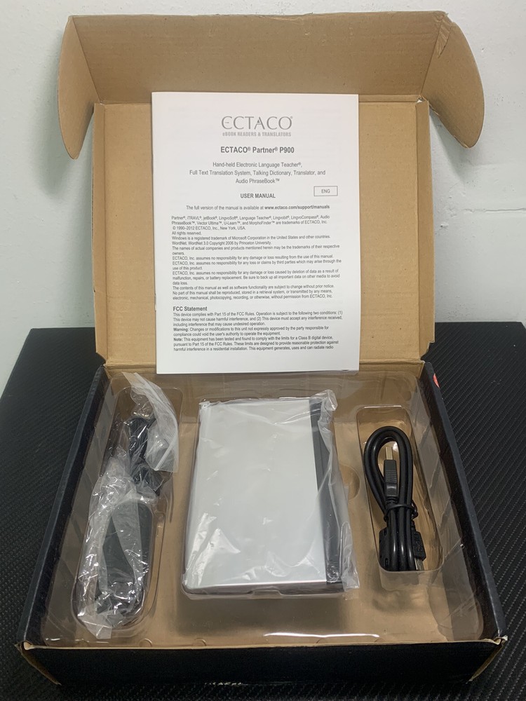 ECTACO Partner 13MT900 Deluxe Multilingual Electronic Dictionary - NEW! FAST!