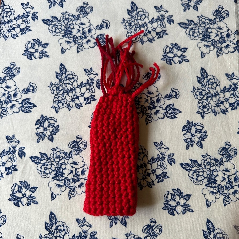 Cobweb Duster Eco-Friendly Reusable Handmade Crochet Bright Red Corner Cleaner
