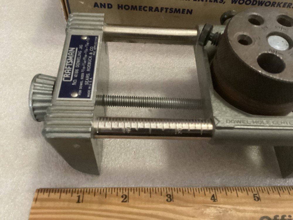 CRAFTSMAN DOWELING JIG 9-4186 WITH BOX