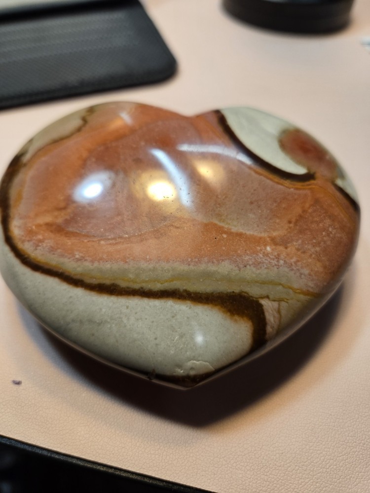Polychrome Jasper Heart ... 356 g..