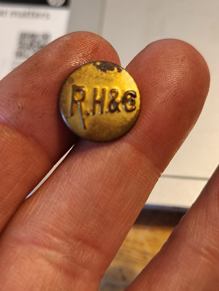 R.H&Co Button