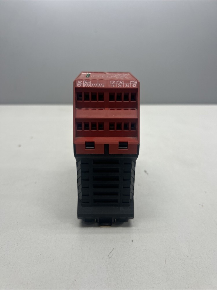 OMRON SR120MP02 / SR120MP02