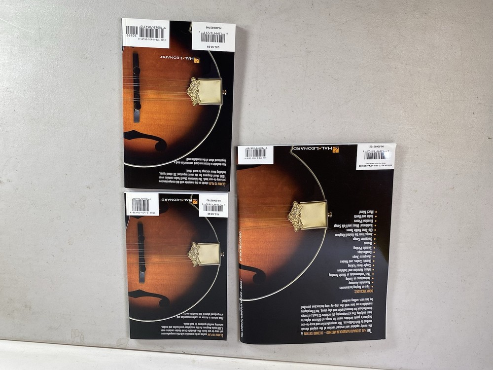 Hal Leanard Harmony Mandolin 8 String & Method Book HL00125547 Instrument 46S19