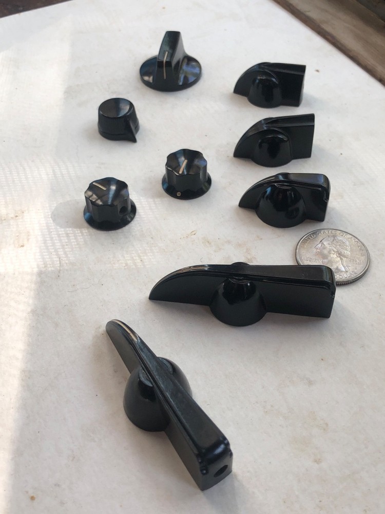Chickenhead knobs bakelite Daka-Ware Chicago various in black