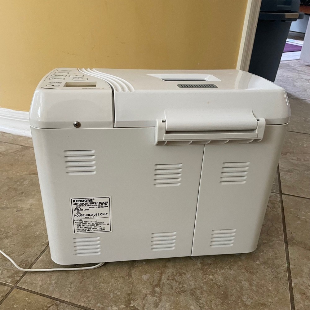 Kenmore Automatic Bread Maker Model KTR2300 White 730W Deluxe Super Rapid