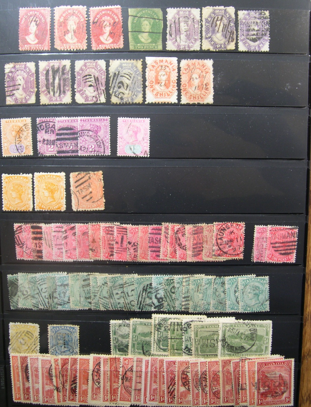 AUSTRALIA STATES collection USED mounted in vario stock album pages UX1