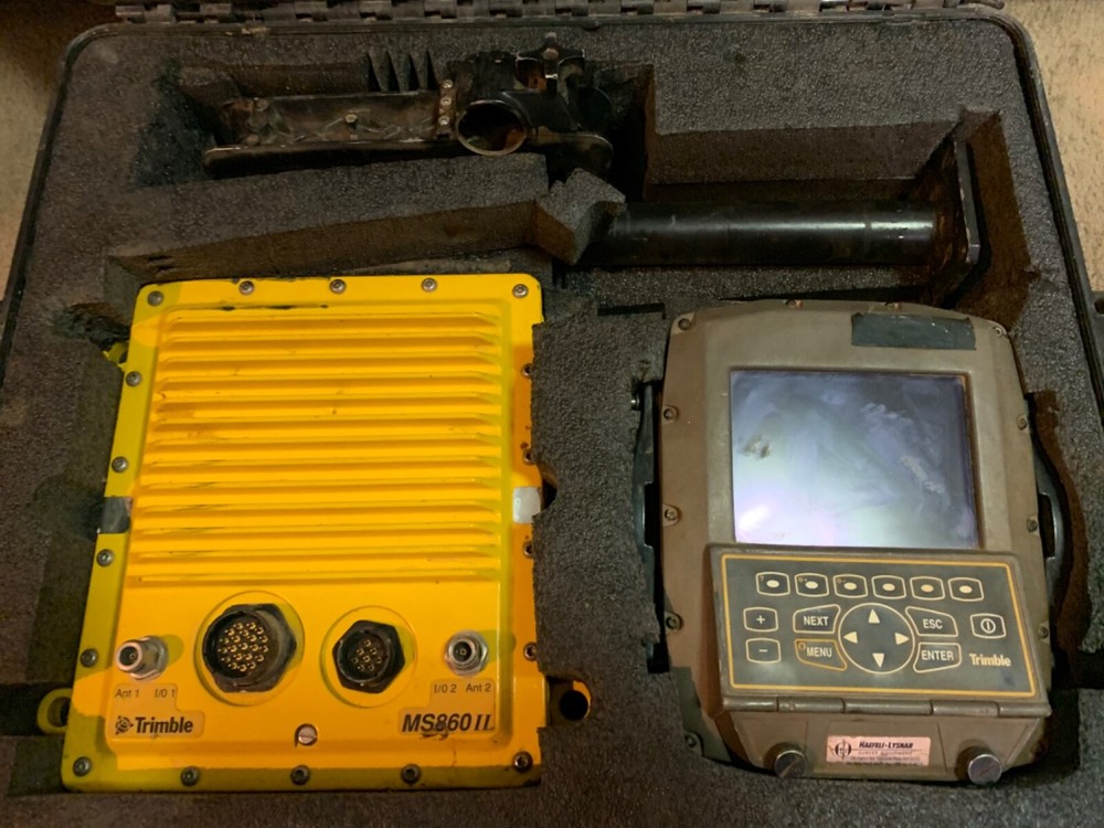 Trimble SV170 Control Box Cab-Mounted Display w/ MS860 II CONTROL BOX