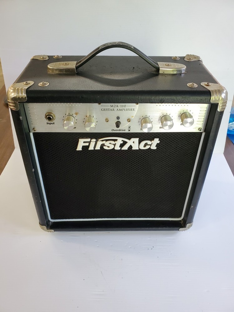 First Act M2A-110 Portable Electric Guitar Amplifier  ( used )