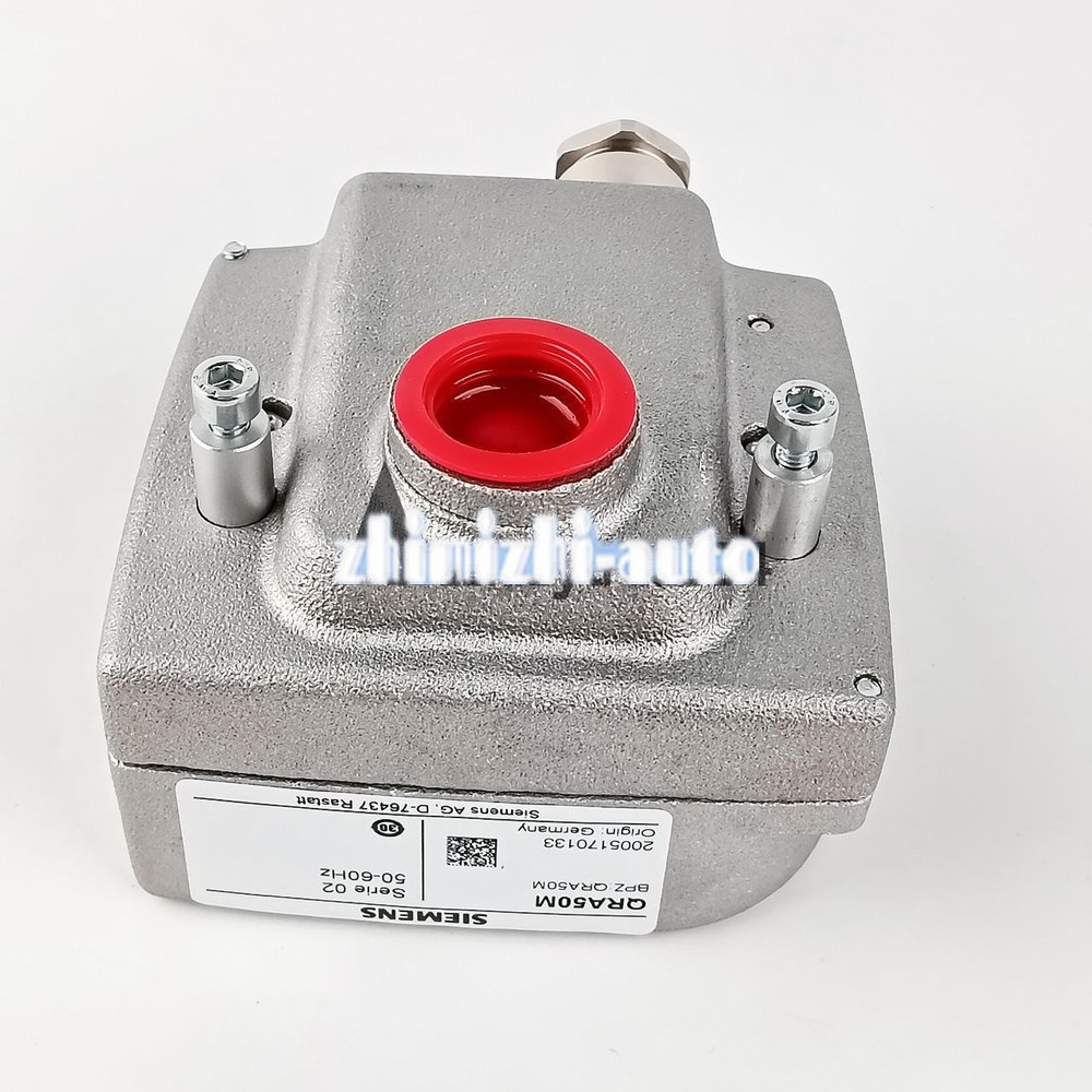 ONE SIEMENS BURNER FLAME SENSOR FLAME DETECTOR QRA50M
