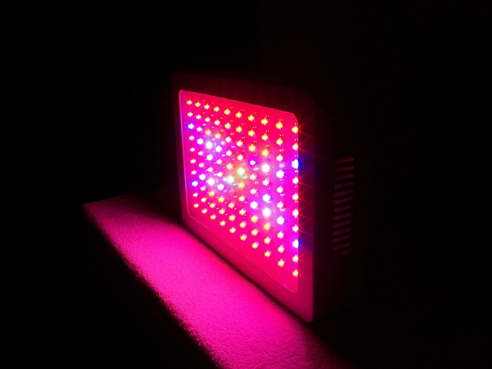 100 led box light Unknown purpose unknown brand