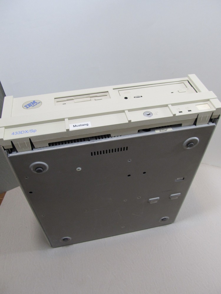 Vintage IBM ValuePoint 433DX/Sp Computer ****Pls Read