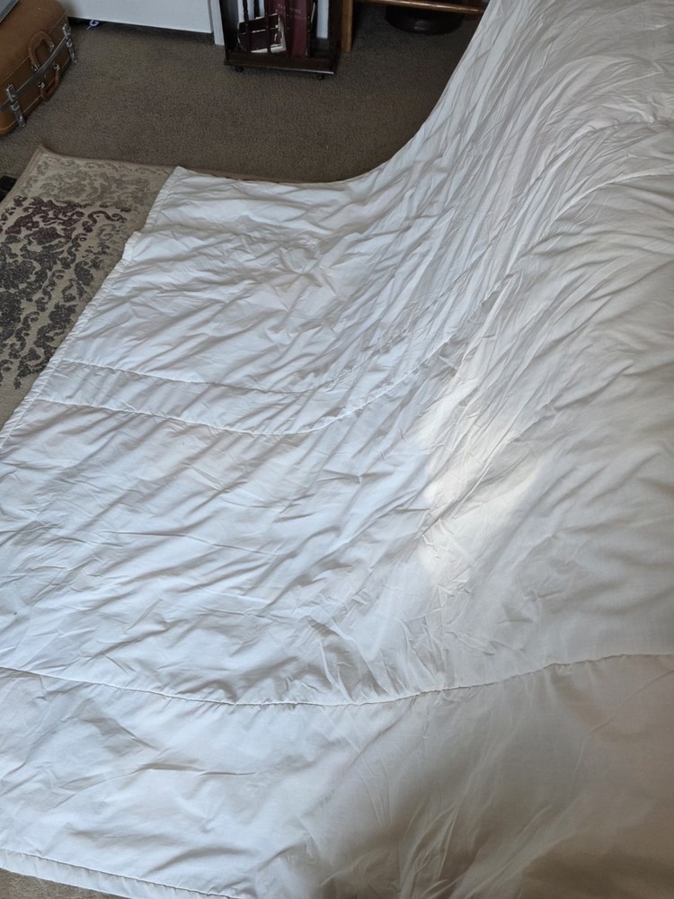 Vintage Handmade Quilt 70"×82"