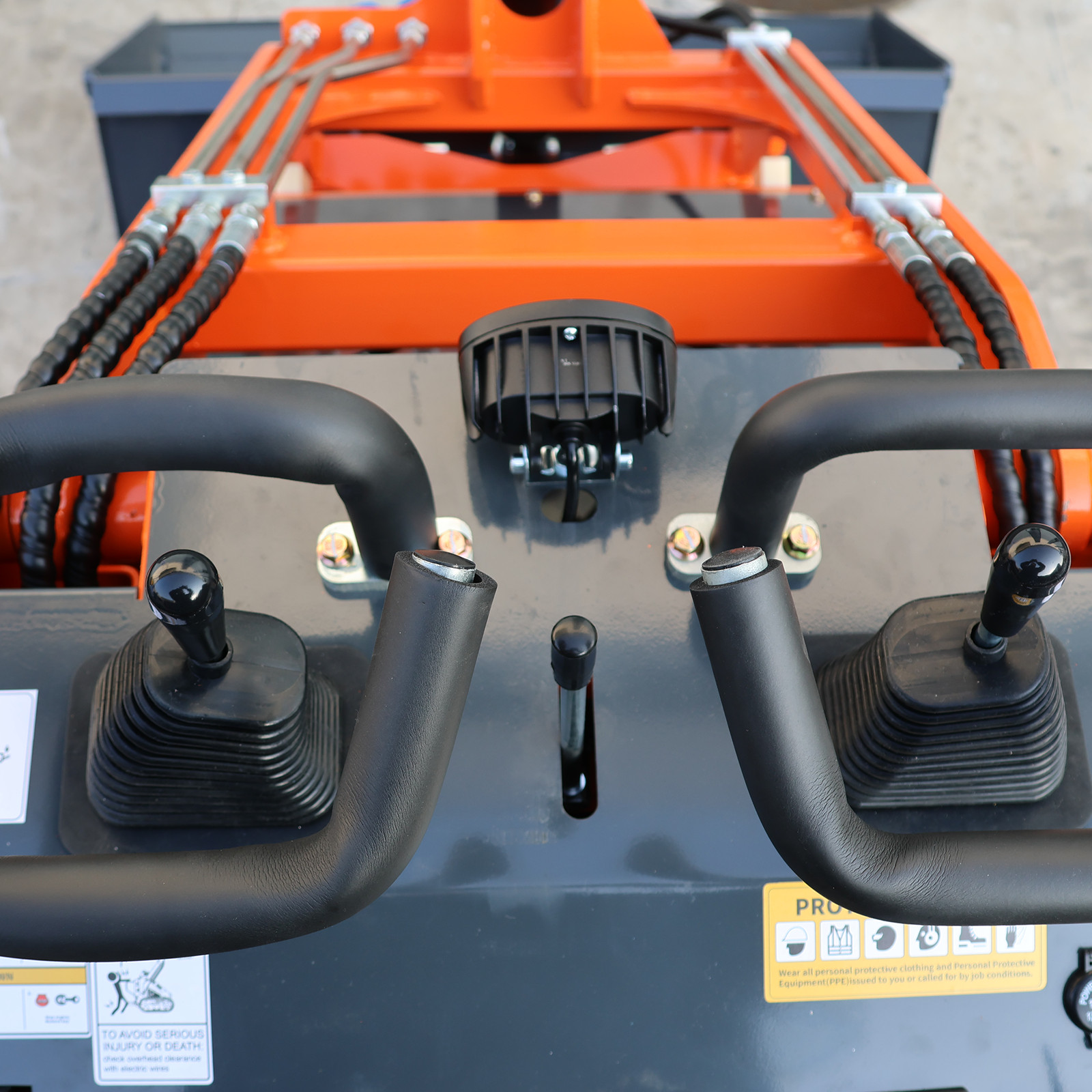 24HP Mini Skid Steer Loader 2-Cylinder Engine with Pallet Fork