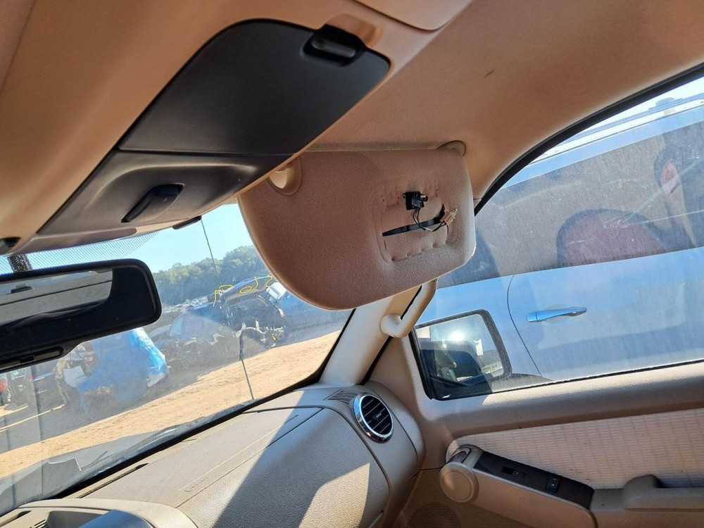 EXPLORER 2008 Glove Box 4784341