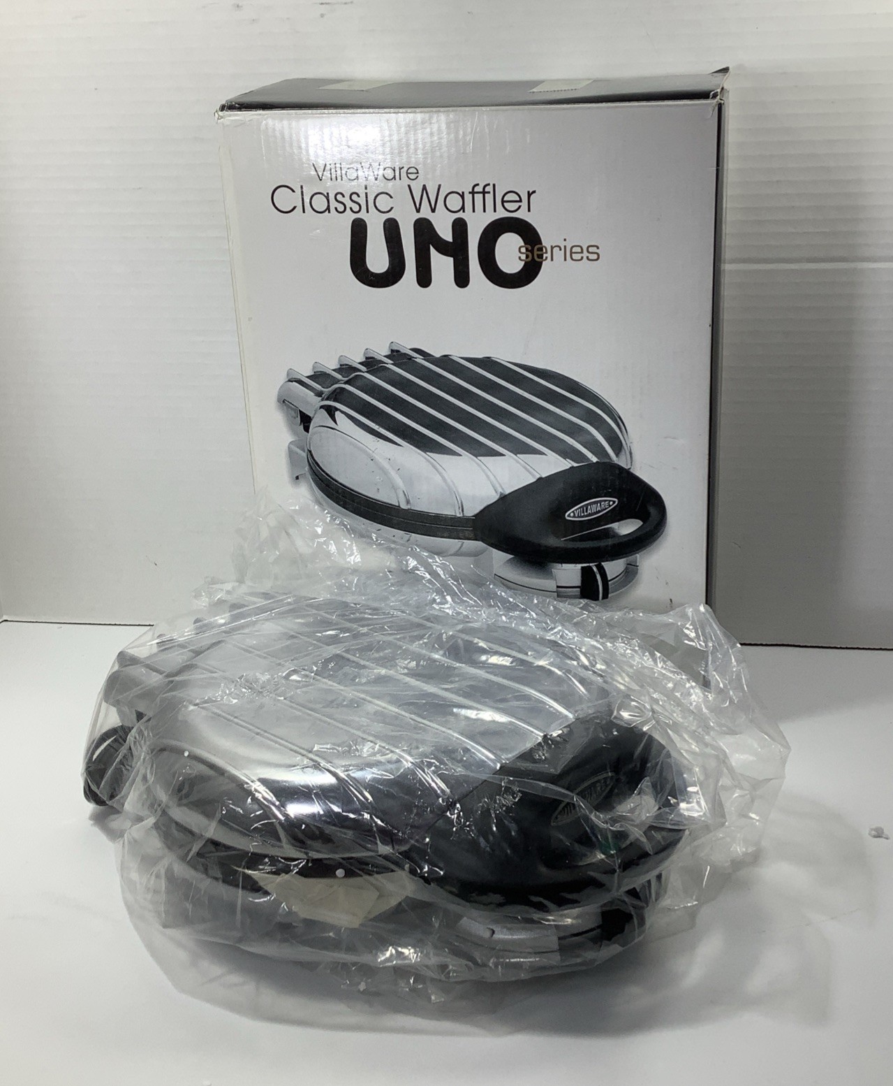 VillaWare Model 2004 Uno Classic Round Chrome Thin Waffler Maker NEW! In Box
