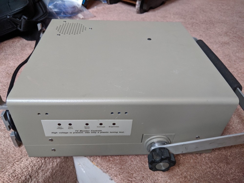 Avcom PTR 25D Portable Test Receiver