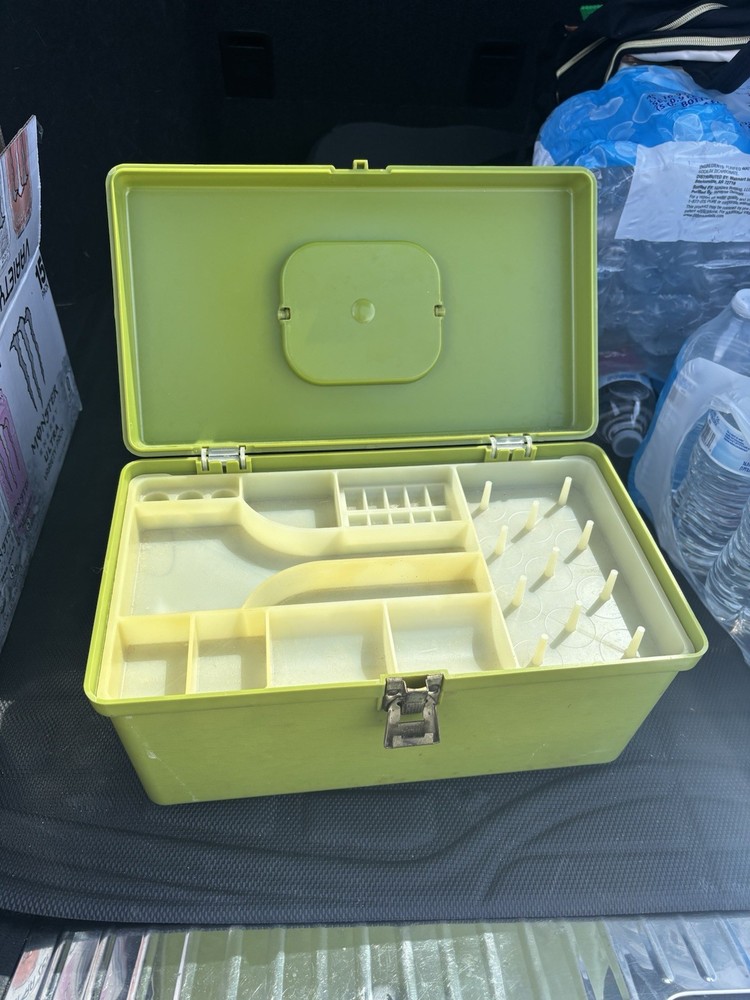 Green Beige Plastic Spool Bobbin Storage Box with Compartments and Handle