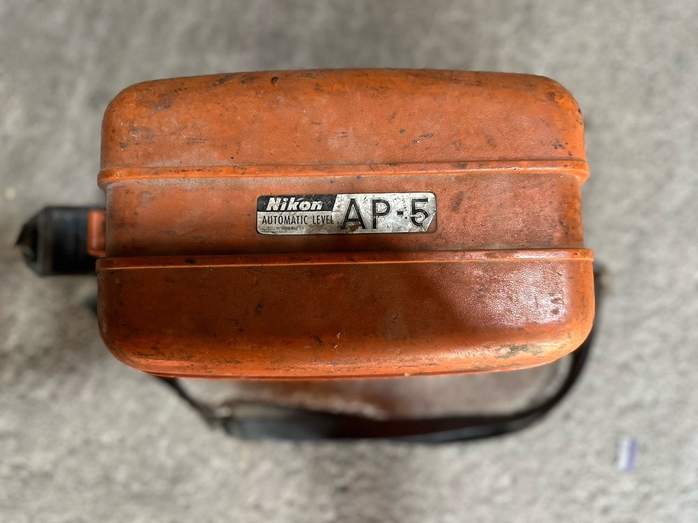 Nikon AP-5 Builders Auto Level & Case