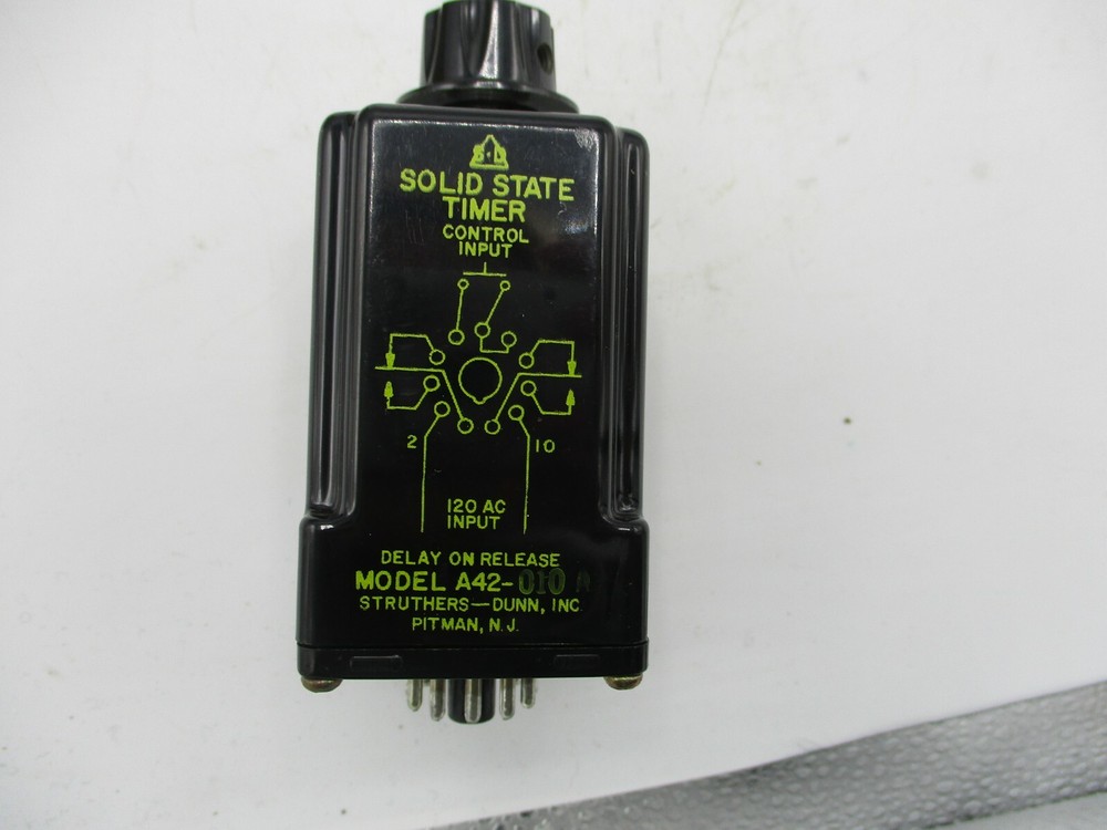 NEW STRUTHERS DUNN DUNCO A42-010A TIME DELAY RELAY SOLID STATE TIMER 120V