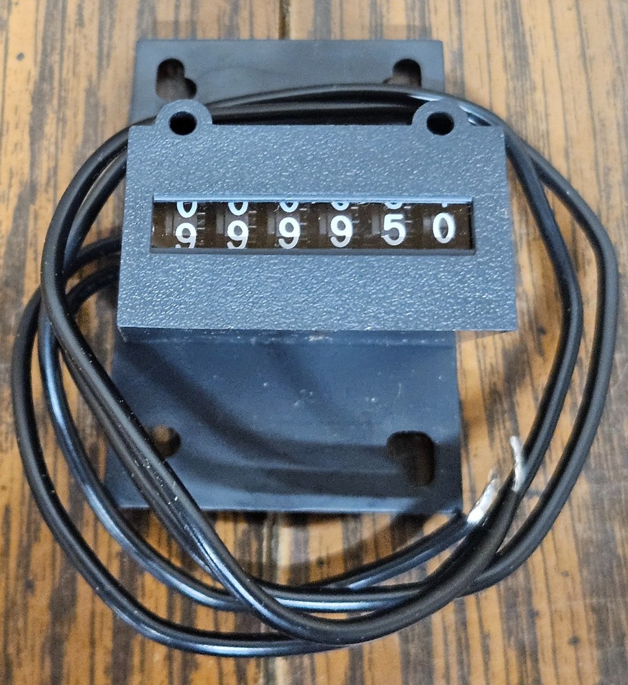 Enmco E6B62GN 6 Digit, 115 VAC, Base Mount Electromechanical Counter