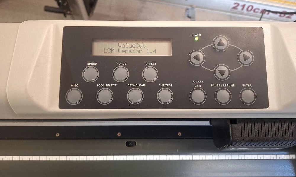Mutoh Valuecut 62" Cutting Plotter Version 1.7