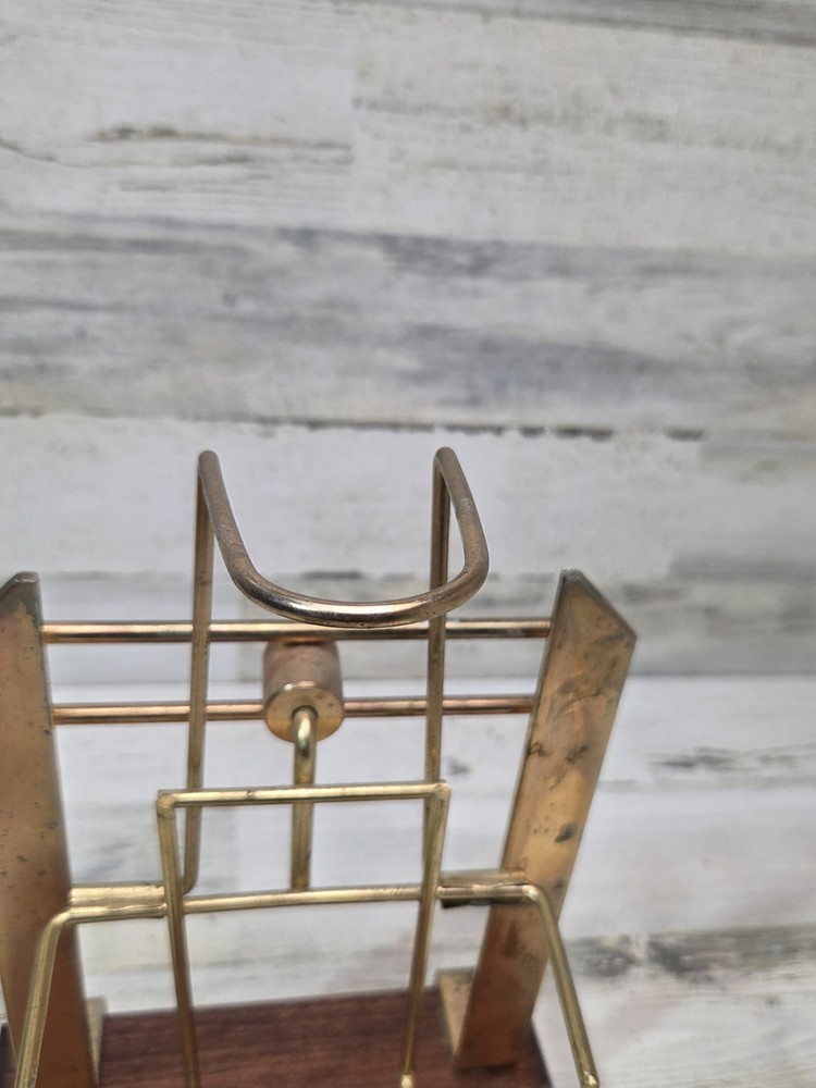 Knob Creek Bottle Cradle Swing