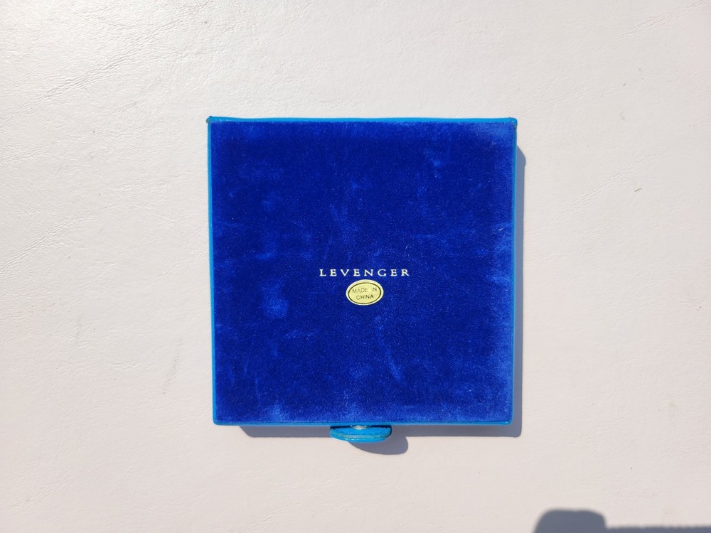 Levenger Time Puzzle with Blue Case and Instructions - 100% Complete