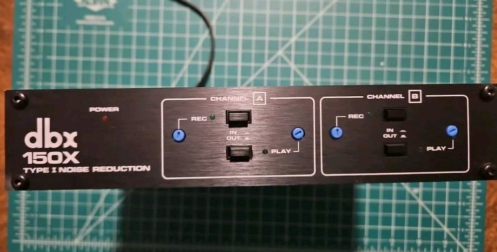 DBX 150X Type I 2 Channel Noise Reduction Unit Untested Powers On