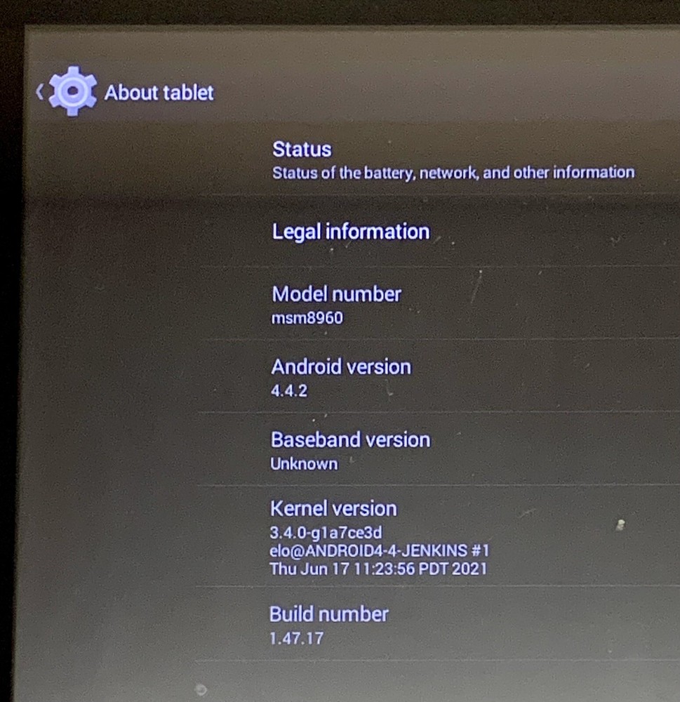 Elo MSM8690 Touch Screen W/ Toast POS, Card Reader, Power Adapter Cable & Stand