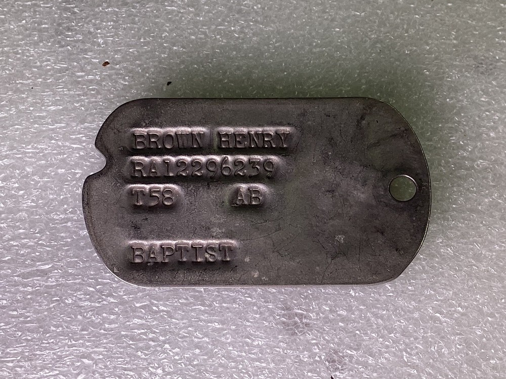 WW2 US Army Original Dog Tag Brown Henry  T58 AB