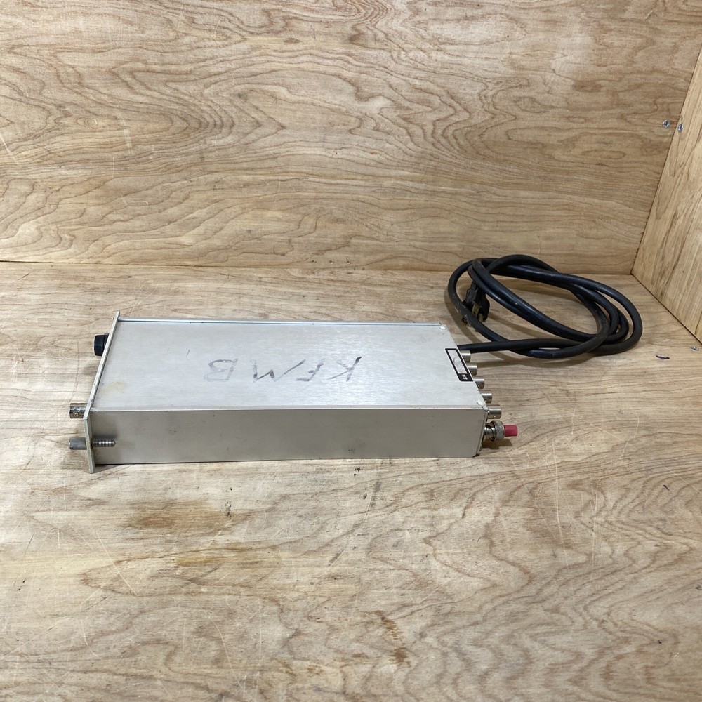 Hedco SVA-302 Hedline Silver 4-channel Audio/Video Equalizer - Powers On