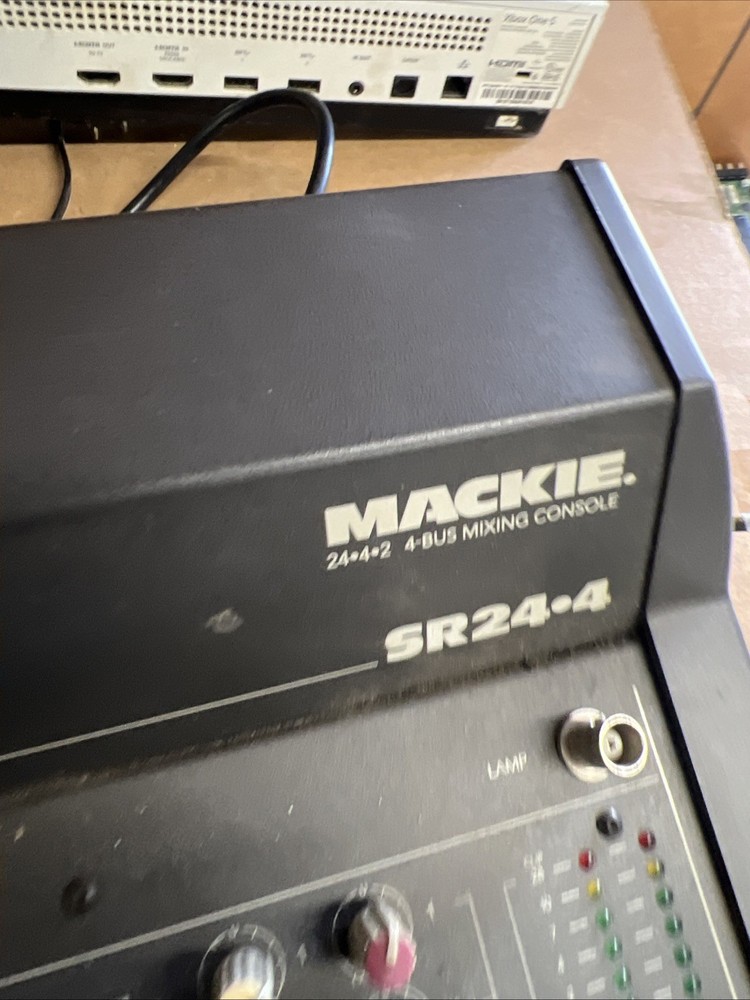 Mackie SR24.4 Mixing Console TESTED WORKING