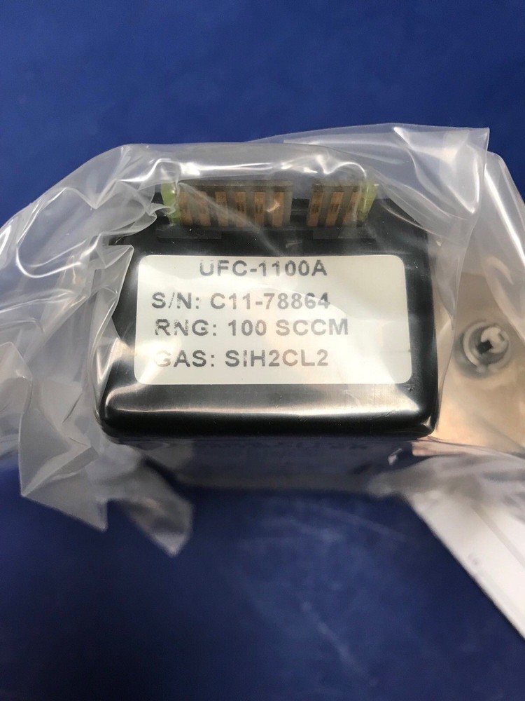 Unit UFC-1100A Mass Flow Controller SIH2CL2, 100 SCCM, Reburbished