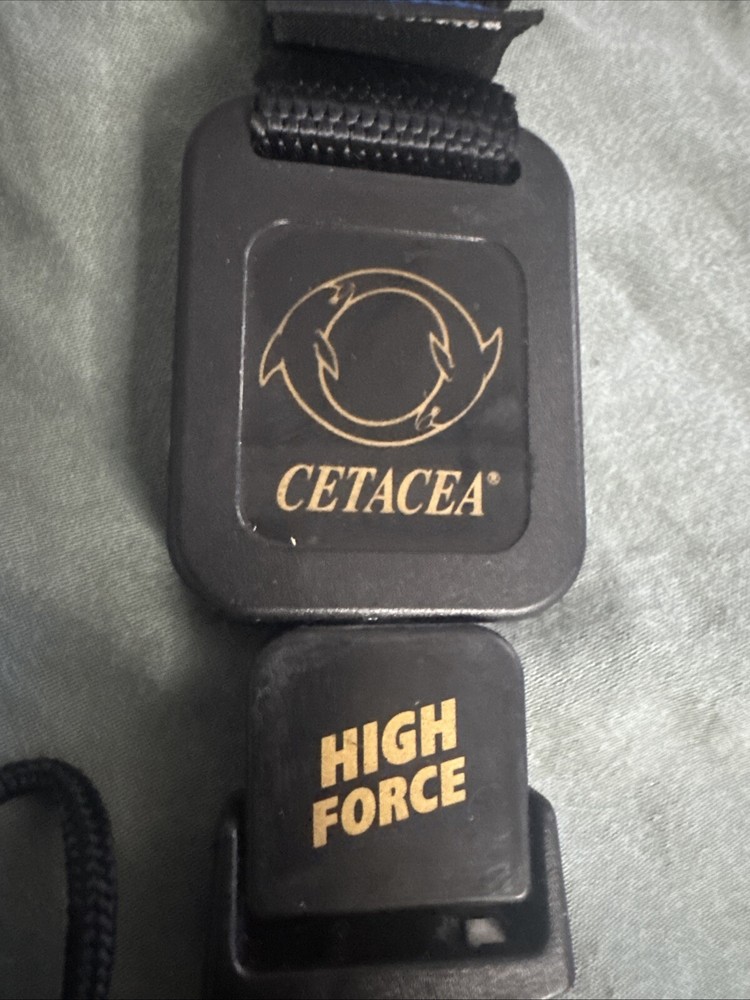 CETACEA SCUBA GUAGE RETRACTOR High Force