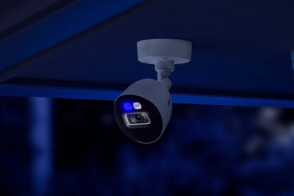 Lorex C884DA 4K UltraHD Smart Deterrence CVI Wired Bullet Security Camera(M.Ref)