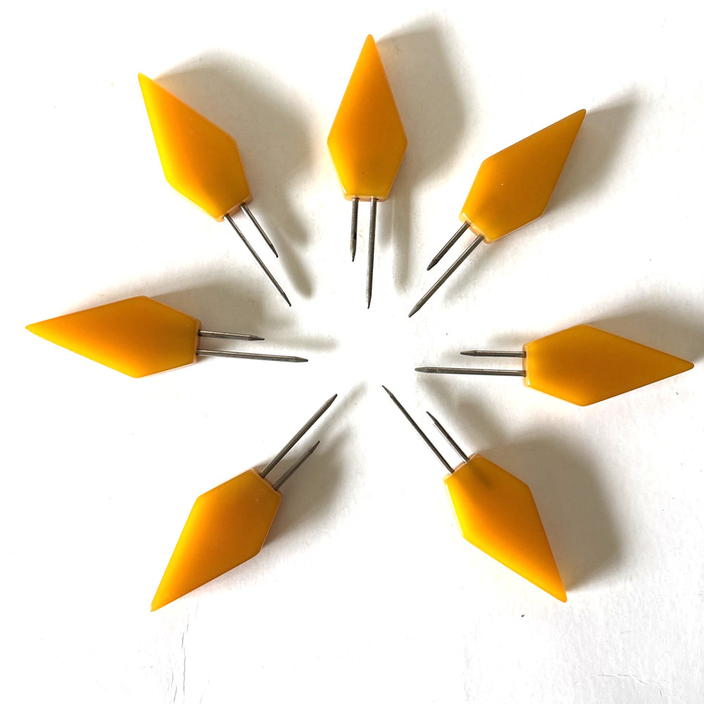 Bakelite Corn Cob Holders Vintage 7 Piece Set